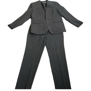 Barlll gray pants suit size large/8 office